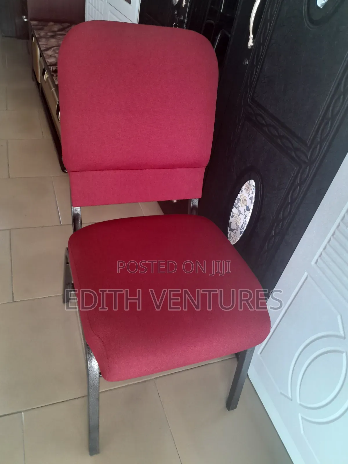Comfortable Driven Auditorium Chair