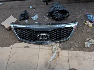 Photo - Kia Sorento 2015,2016,2017,2018 Top/Front Grille/Shell