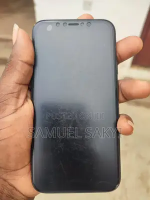 Apple XR 64 GB Black