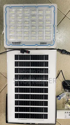 200w Super Bright Solar Flood Light With Separate Panel