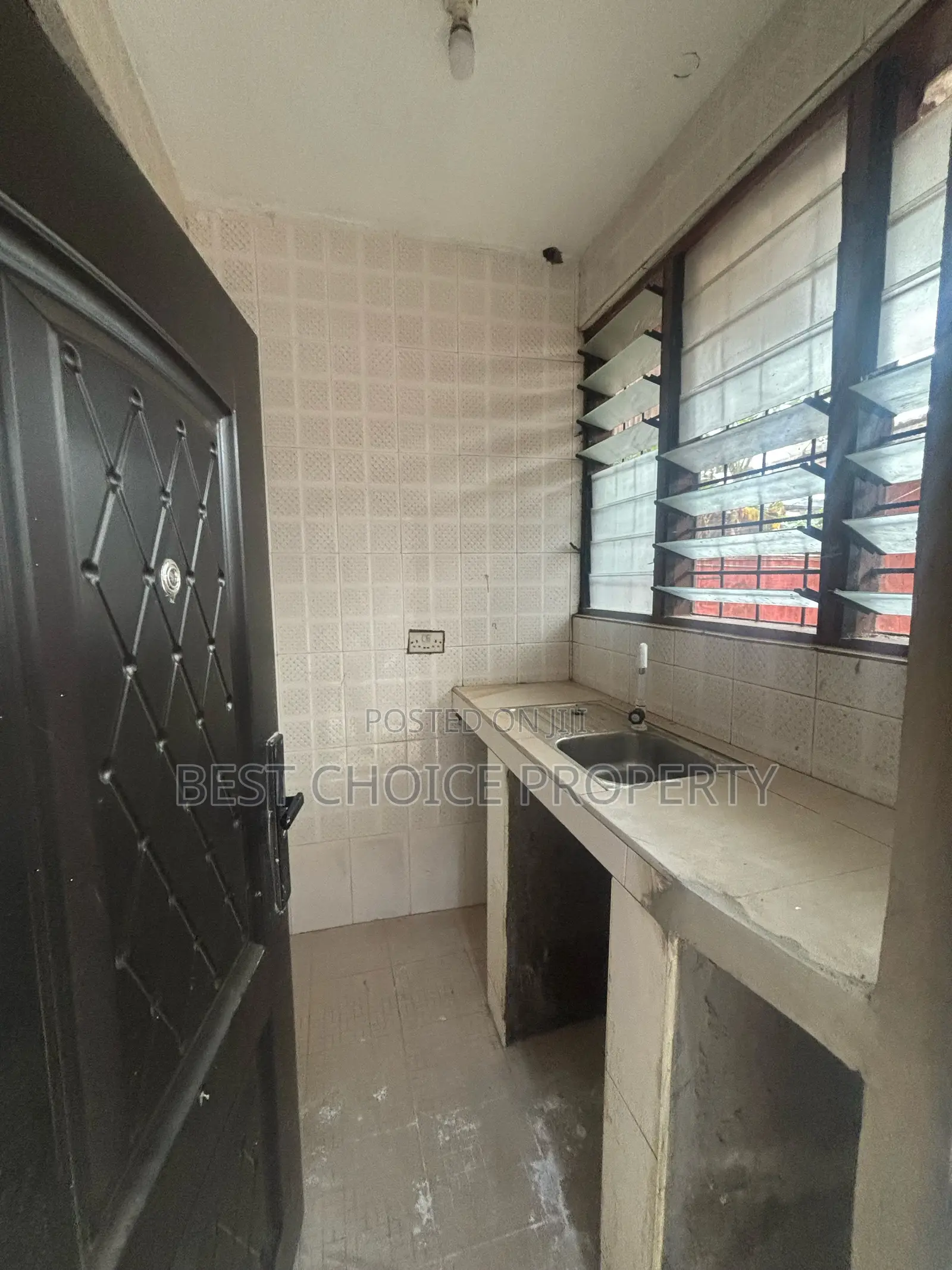 Chamber and Hall Sc for Rent Madina