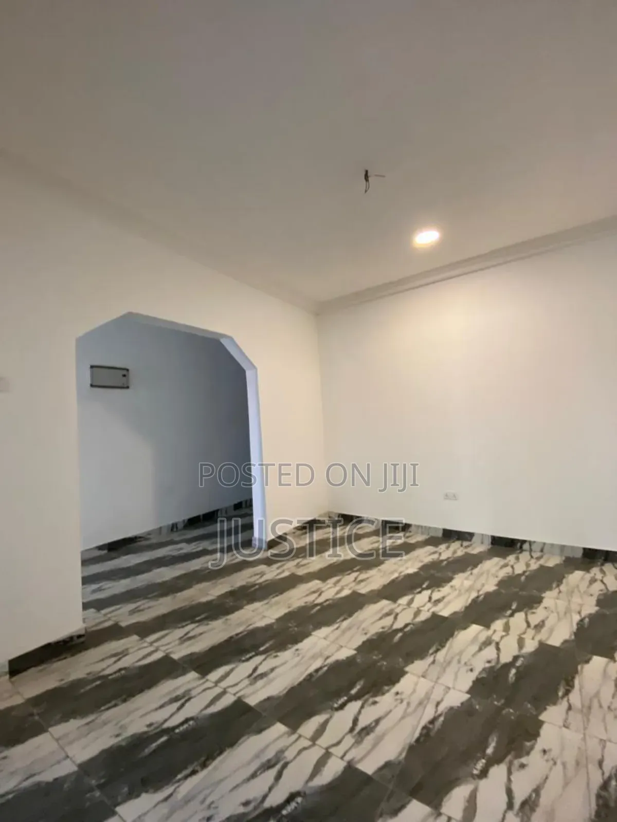 12bdrm Apartment in Com 18 Spintex for sale