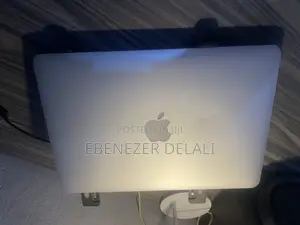 Laptop Apple MacBook Pro 2015 8GB Intel Core I5 SSD 128GB
