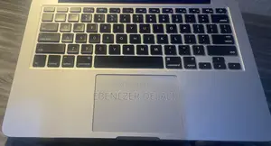 Laptop Apple MacBook Pro 2015 8GB Intel Core I5 SSD 128GB