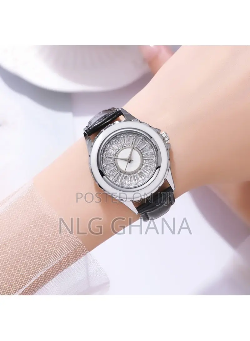 Skmei 2172 Stylish Women Quartz Watch. Tvx21865