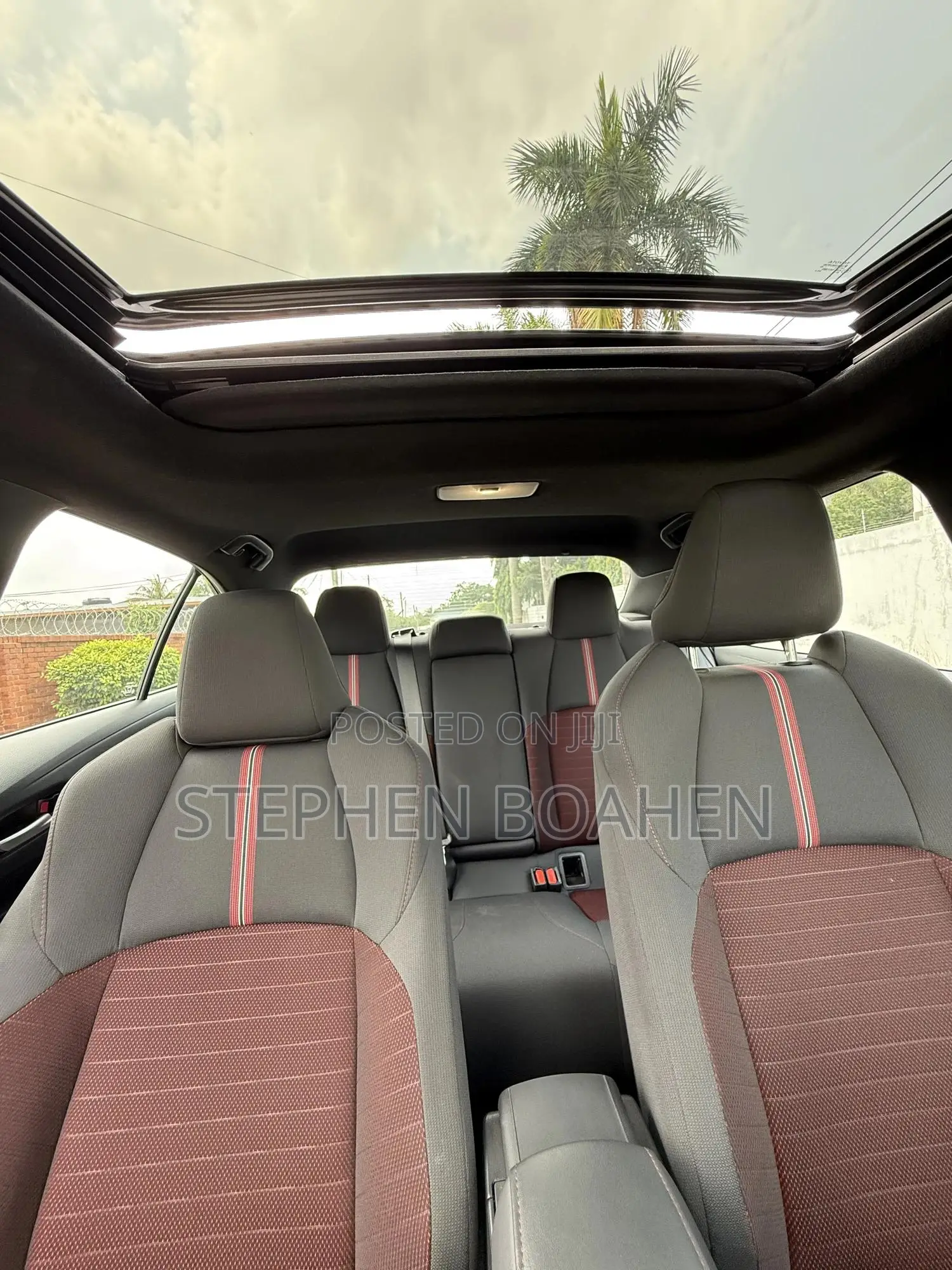 Toyota Corolla 2024 Gray