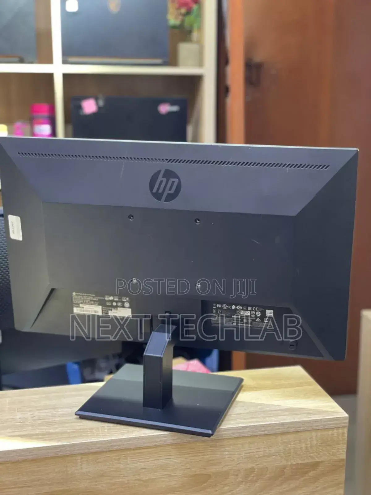 Hp P244 24"