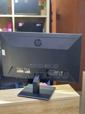 Hp P244 24"