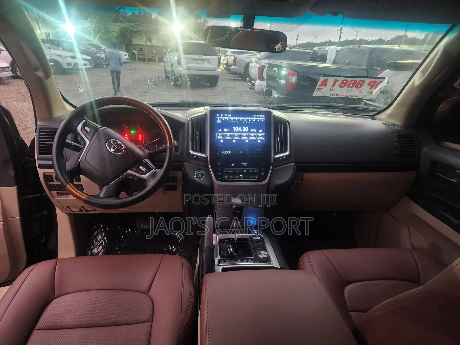 Toyota Land Cruiser 4.6 V8 GXR Black thumbnail 3