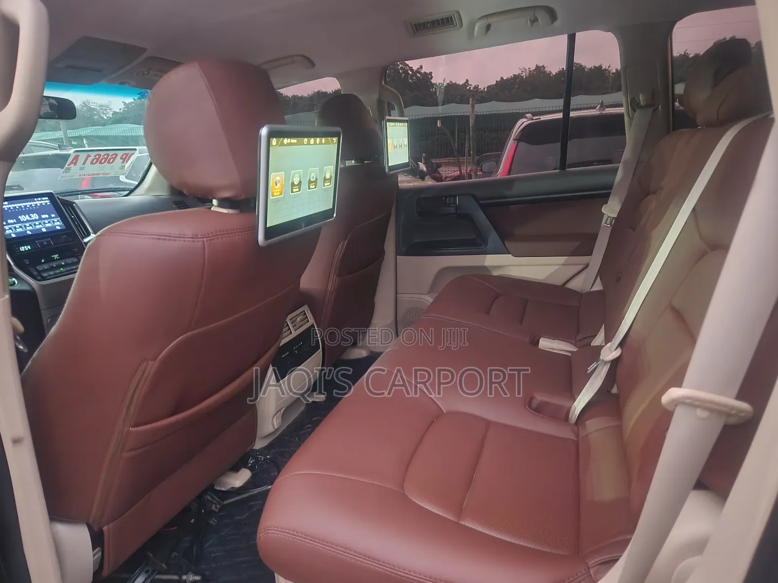 Toyota Land Cruiser 4.6 V8 GXR Black thumbnail 4