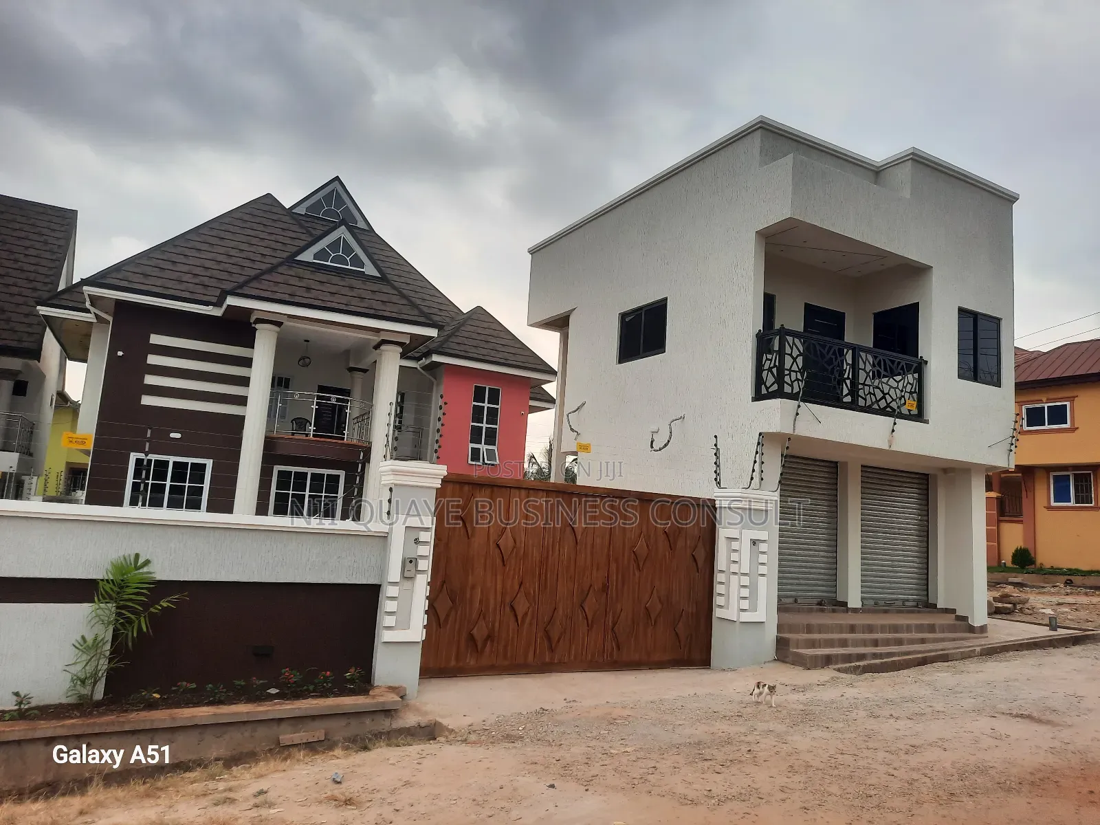 Furnished 6bdrm Mansion in Atasemanso, Kumasi Metropolitan for sale