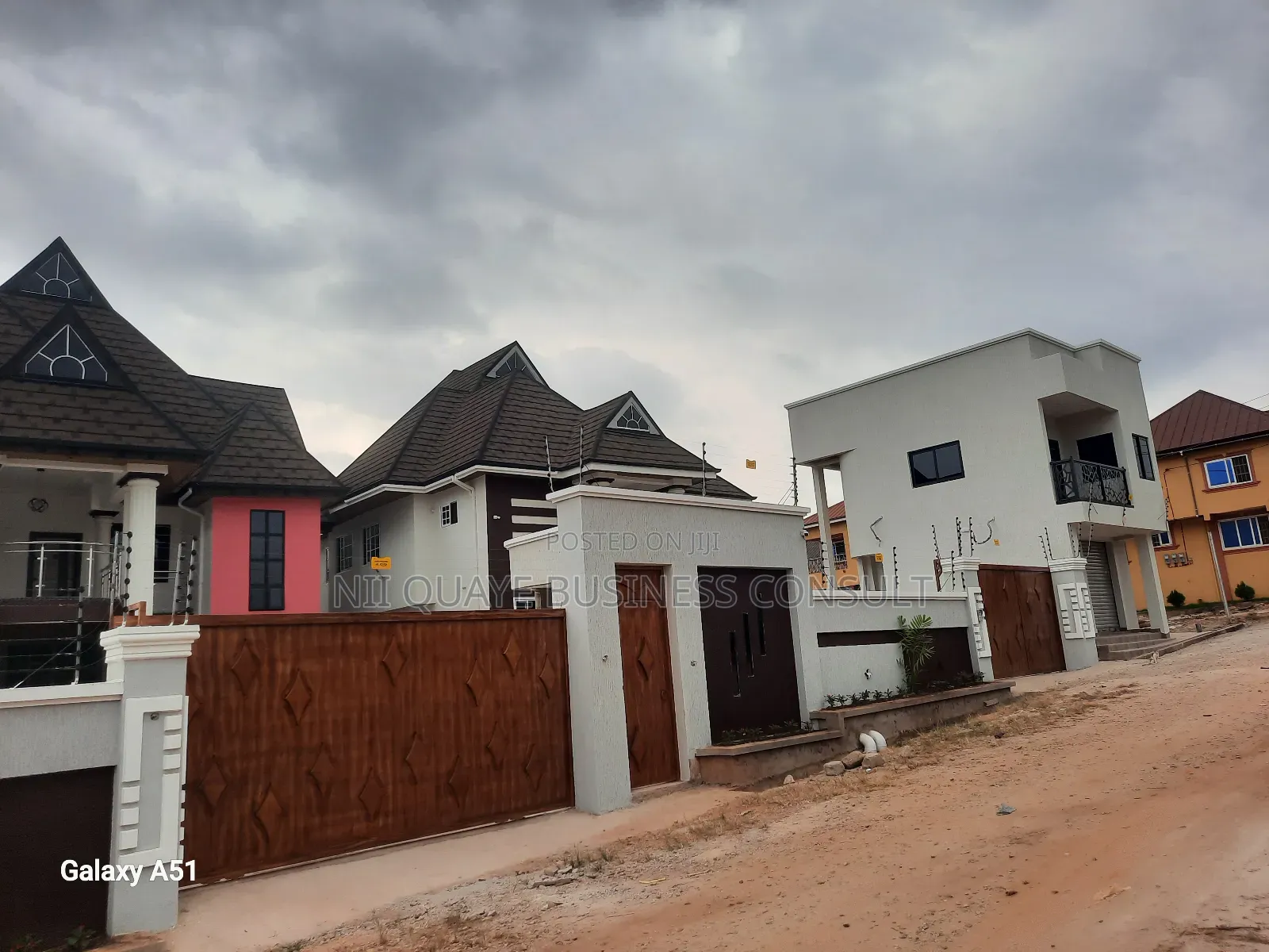 Furnished 6bdrm Mansion in Atasemanso, Kumasi Metropolitan for sale
