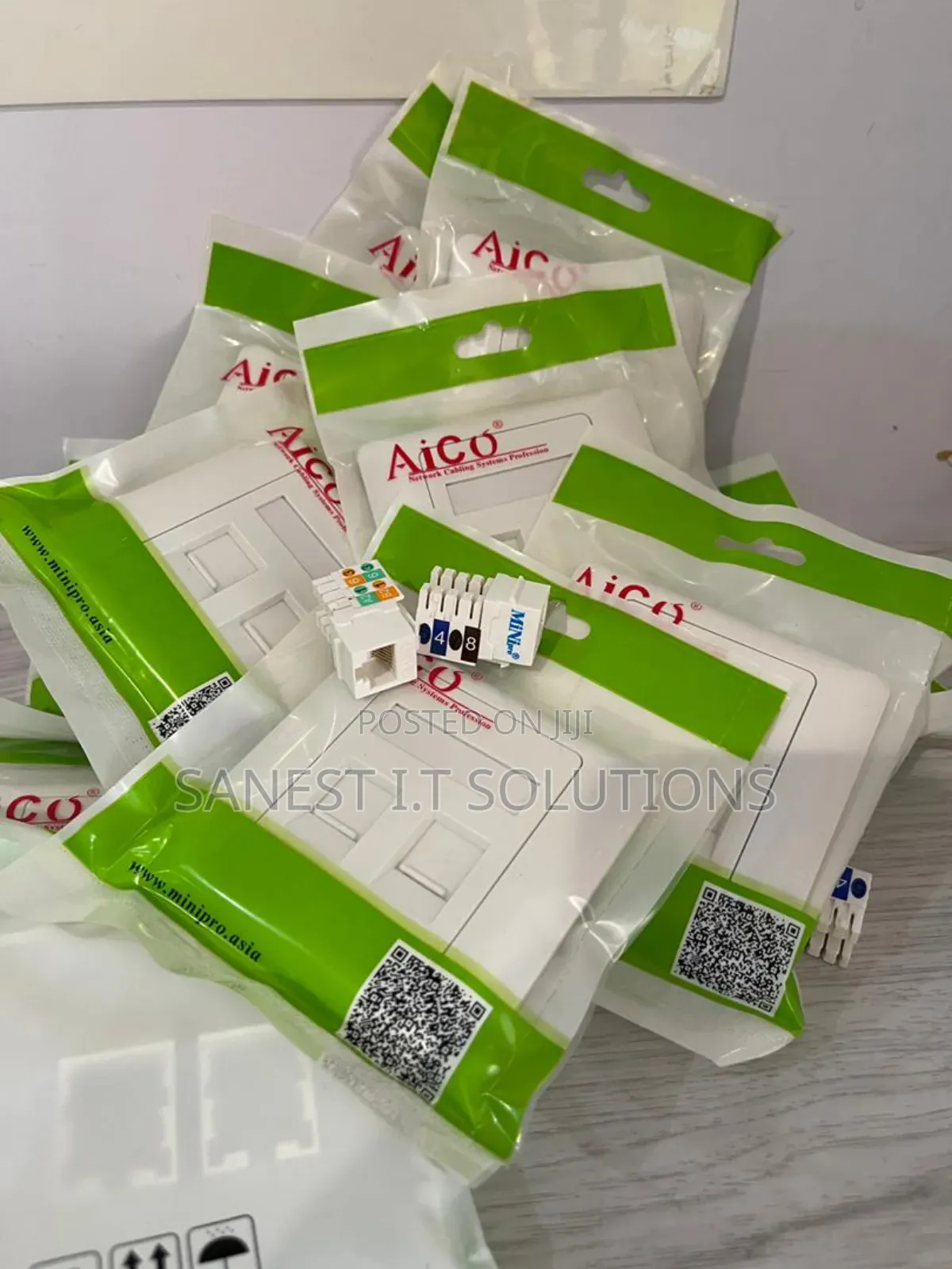 Double Faceplate With Rj45 Keystone Jack Aico