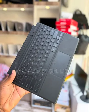 Microsoft Surface Pro 8 to X Bluetooth Keyboard