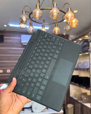 Microsoft Surface Pro 8 to X Bluetooth Keyboard