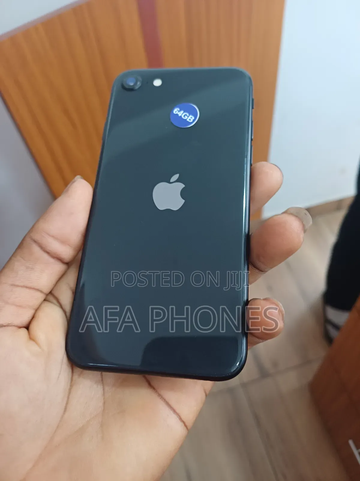 Apple iPhone SE (2020) 64 GB Black