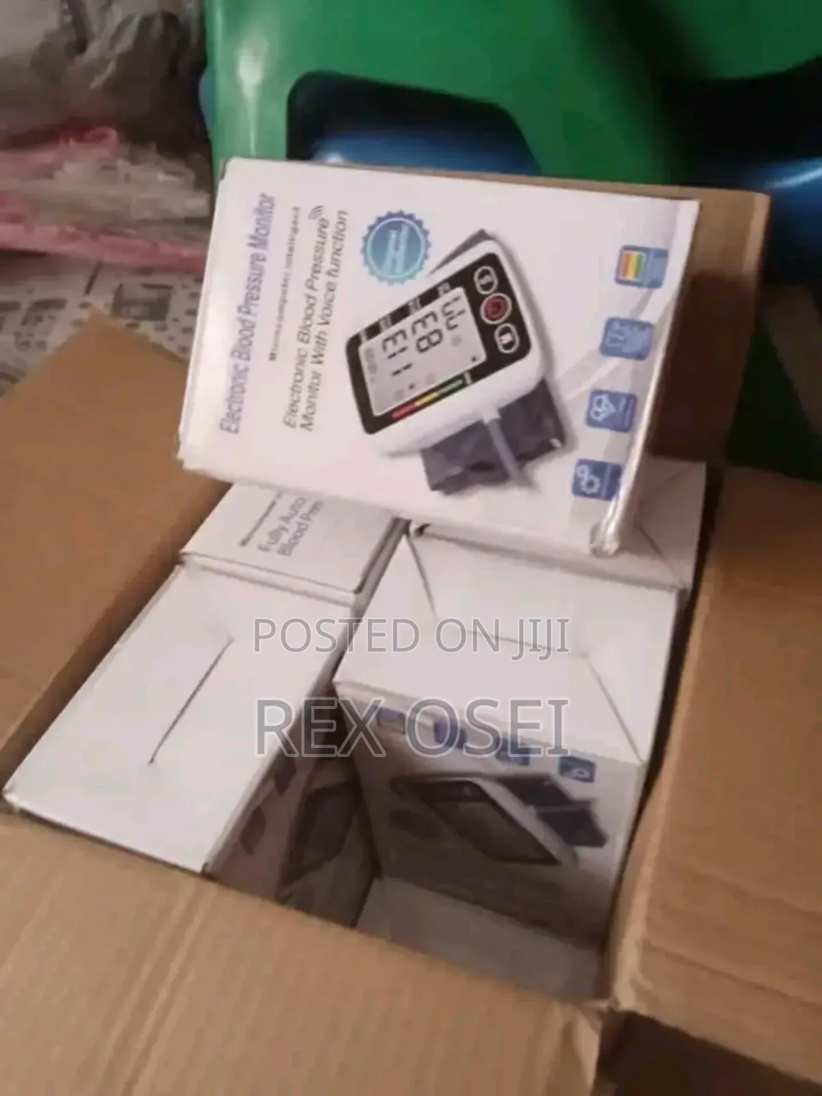 Digital Blood Pressure Monitor /Bp Monitor