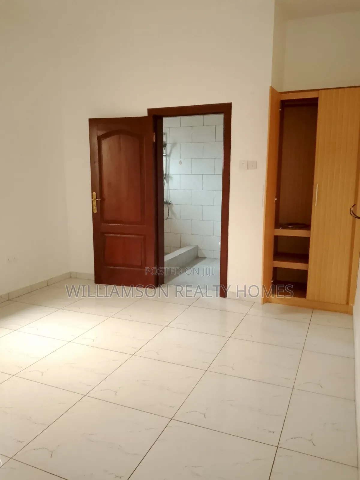 4bdrm Duplex in Community 20 Estate, Spintex for rent