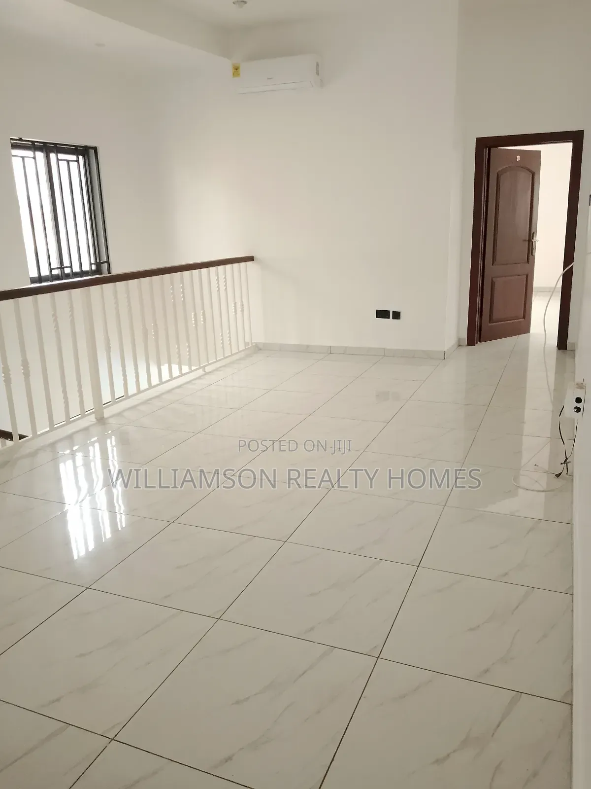 4bdrm Duplex in Community 20 Estate, Spintex for rent