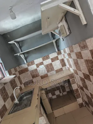 Mini Flat in Dr Roko, Manhean for rent