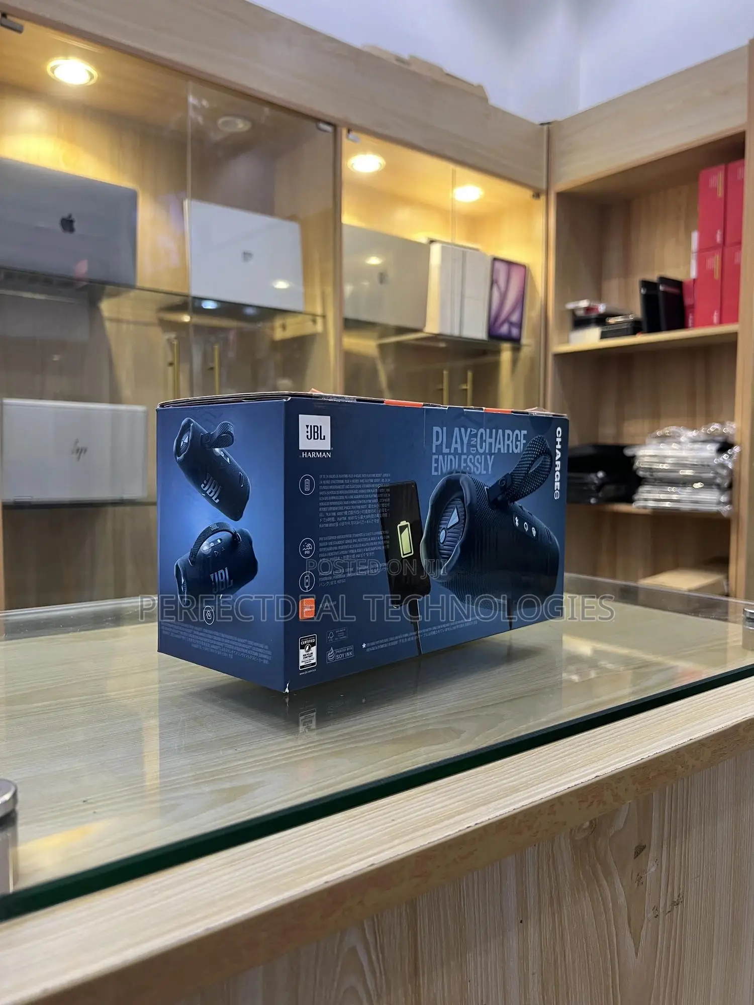 JBL Charge 6