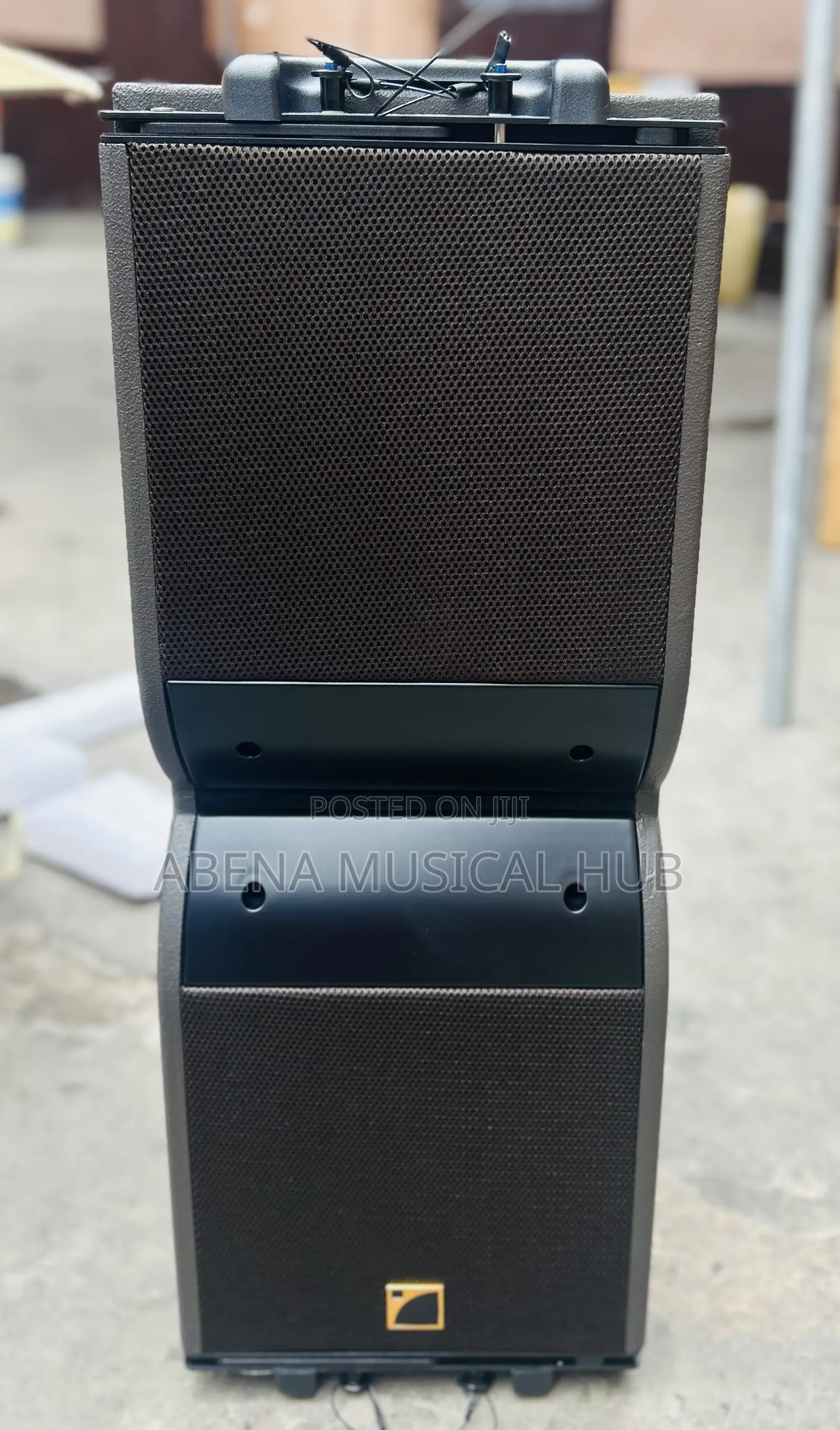 Kara Line 10 Inches