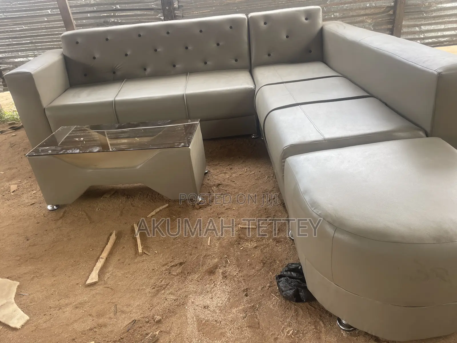 Italian Leather Chair =7 Seater: 4in One L Shape (Family)