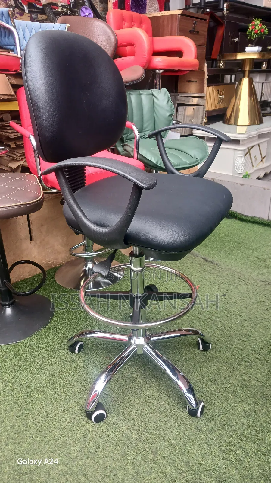 Counter Bar and Barbering Chairs