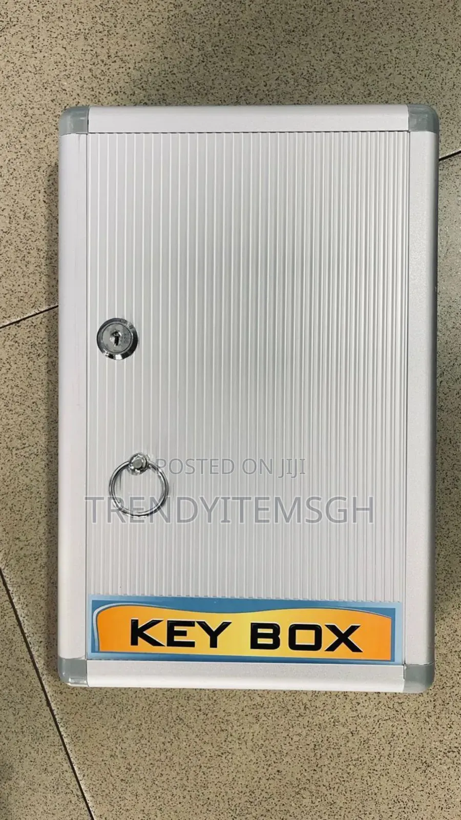 24 Keys Allumium Alloy Wall Mounted Key Lock Storage Box