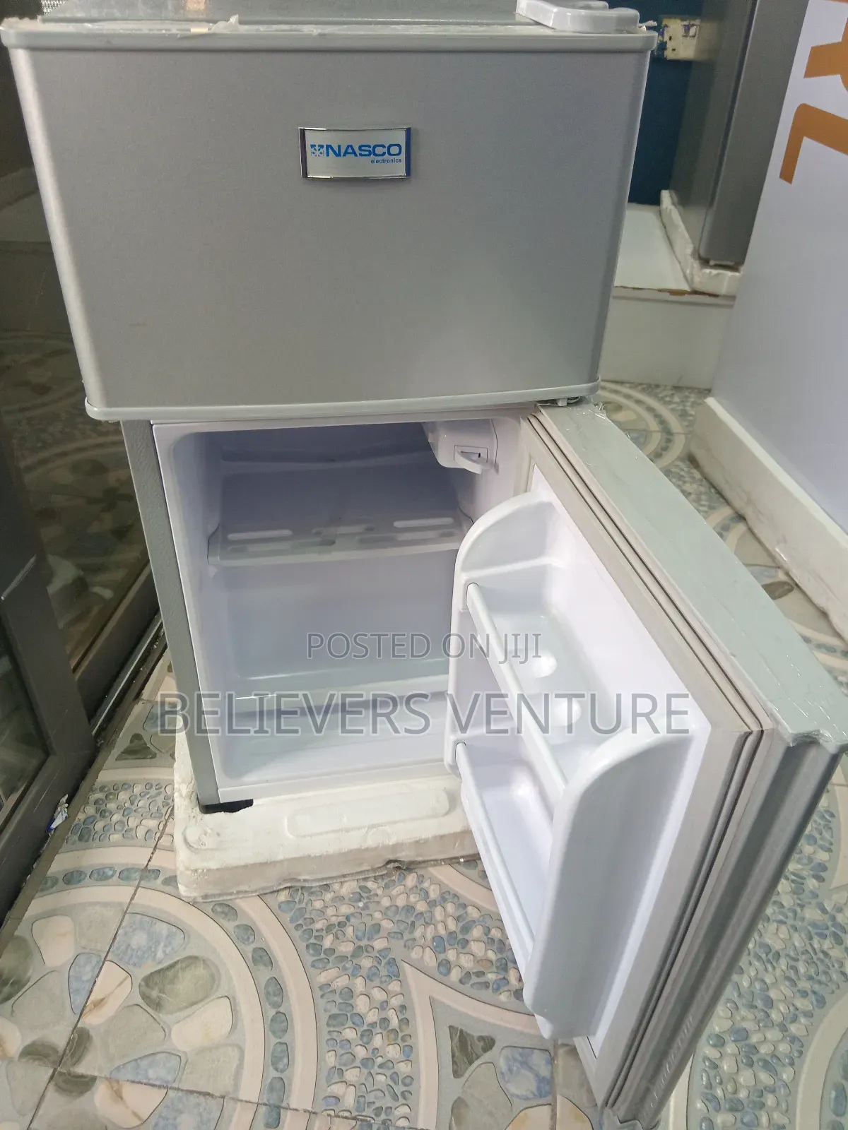 Special Improved 2 Door Nasf2-80l Table Top Fridge Nasco