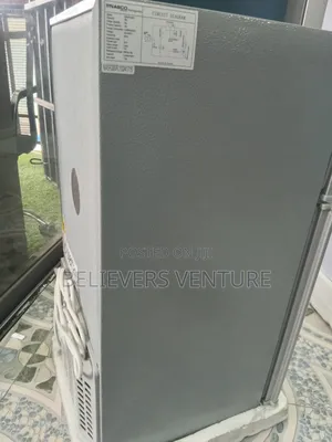 Easy to Maintain Nasco Stainless Top Freezer Fridge 58l