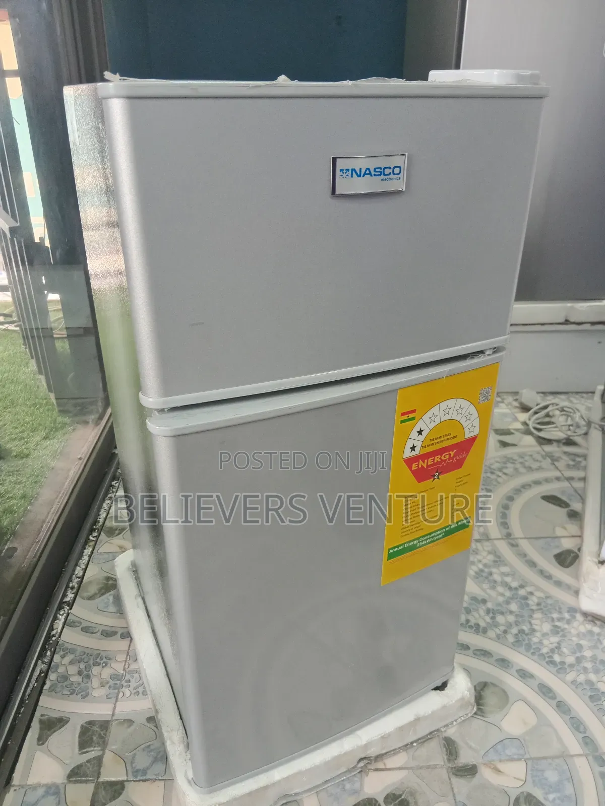 Easy to Use Double Door Nasco Mini Fridge Freezer 58l