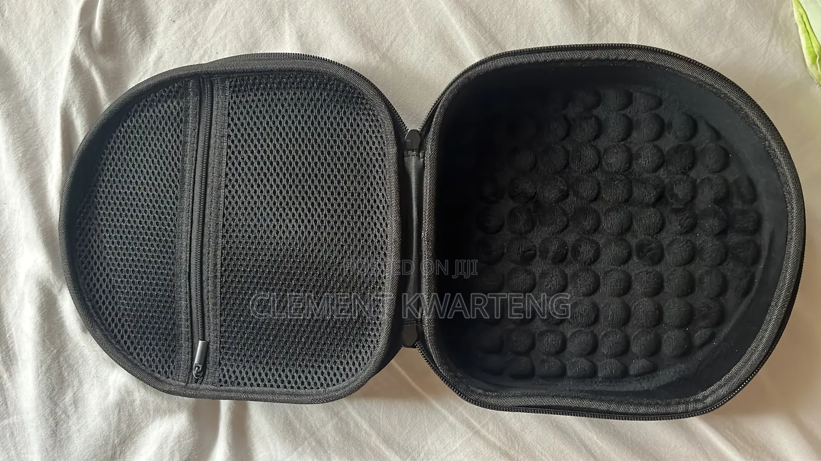 Headphones Case