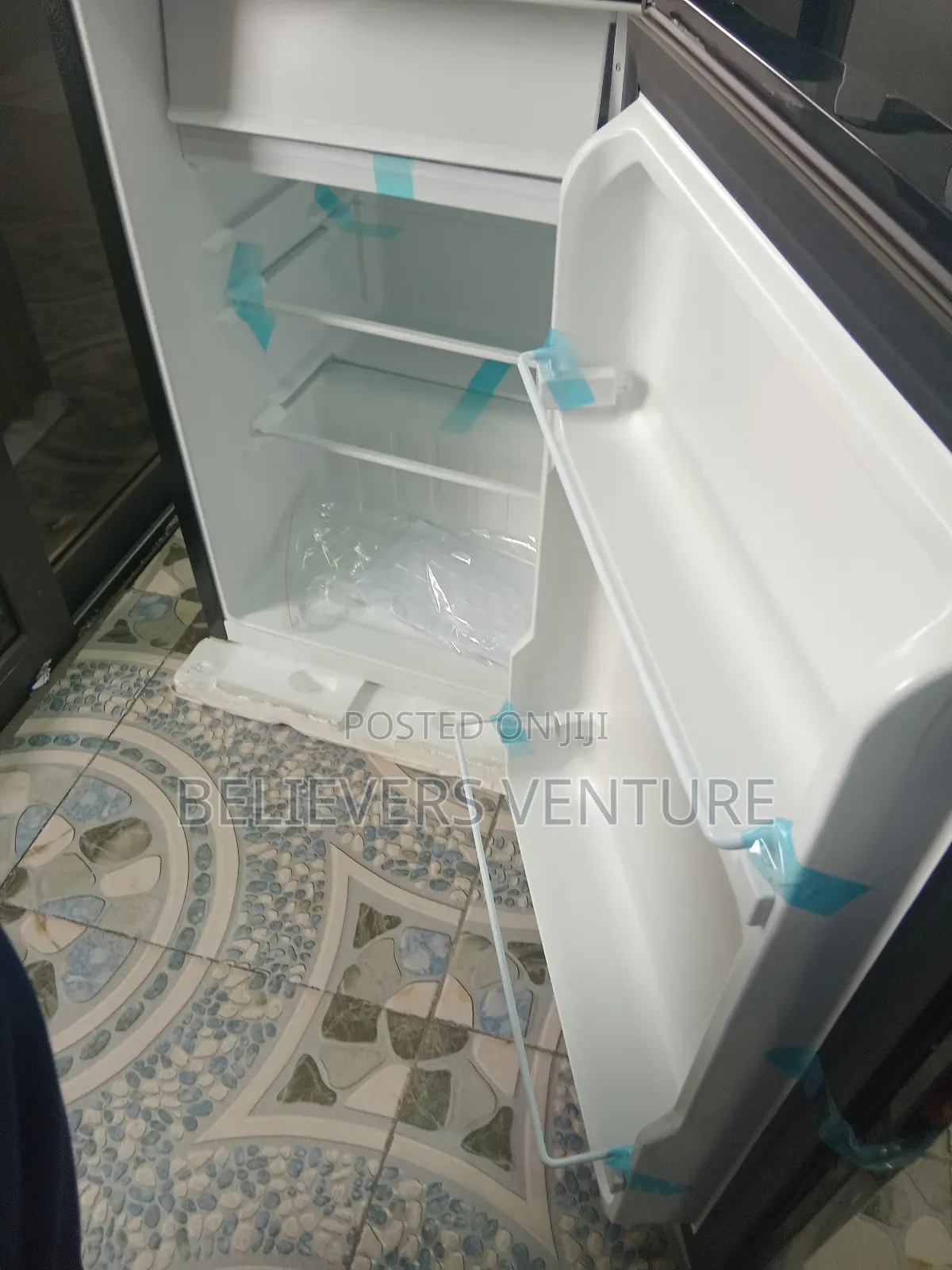 Risk-Free Appliance 72l Capacity Fridge Freezer Westpool 72l