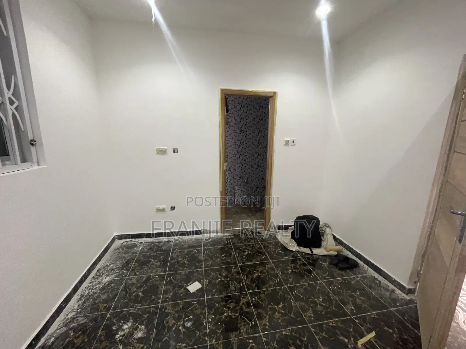 1bdrm Apartment in Kwashieman for rent