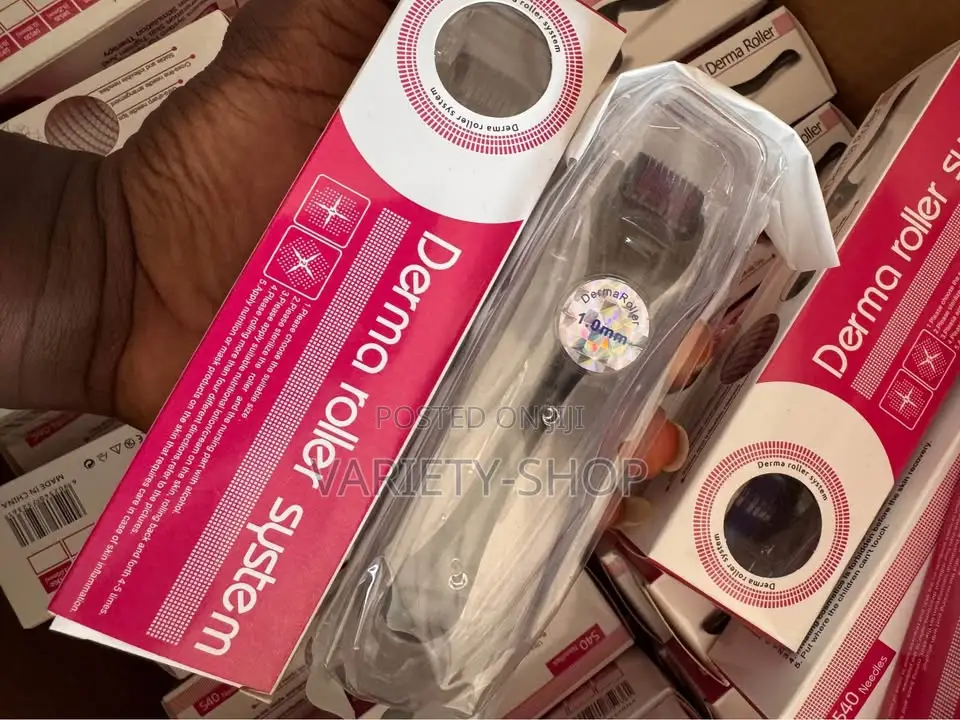 Derma Roller - ( Sizes - 0.25mm, 0.5mm, 1.0mm, 1.5mm)
