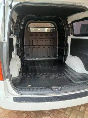 Hyundai Starex 2013 White