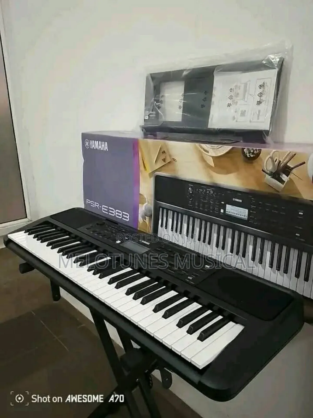 Yamaha PSR-E383 Portable Keyboards