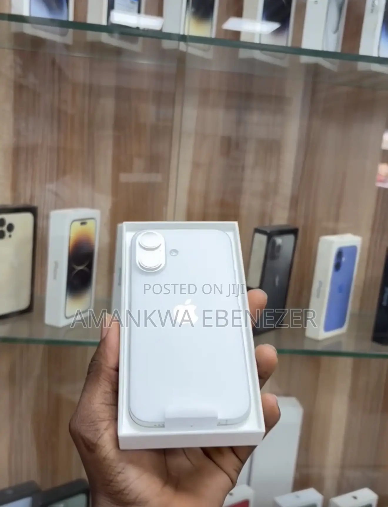 New Apple iPhone 16 128 GB White