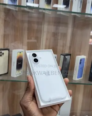 New Apple iPhone 16 128 GB White