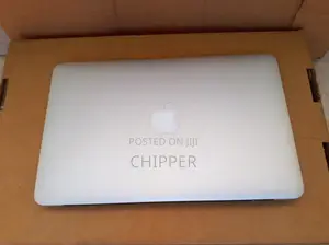 Laptop Apple MacBook Air 4GB Intel Core I7 SSD 128GB