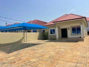 Photo - 3bdrm House in Spintex, Accra Metropolitan for rent