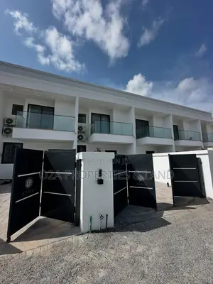 2bdrm House in Ashaley Botwe, Lake Side Estate for sale