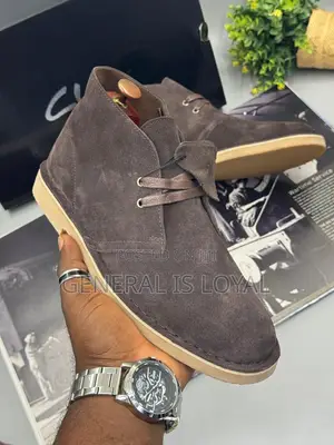 Original Clarks Boot /Black, Grey