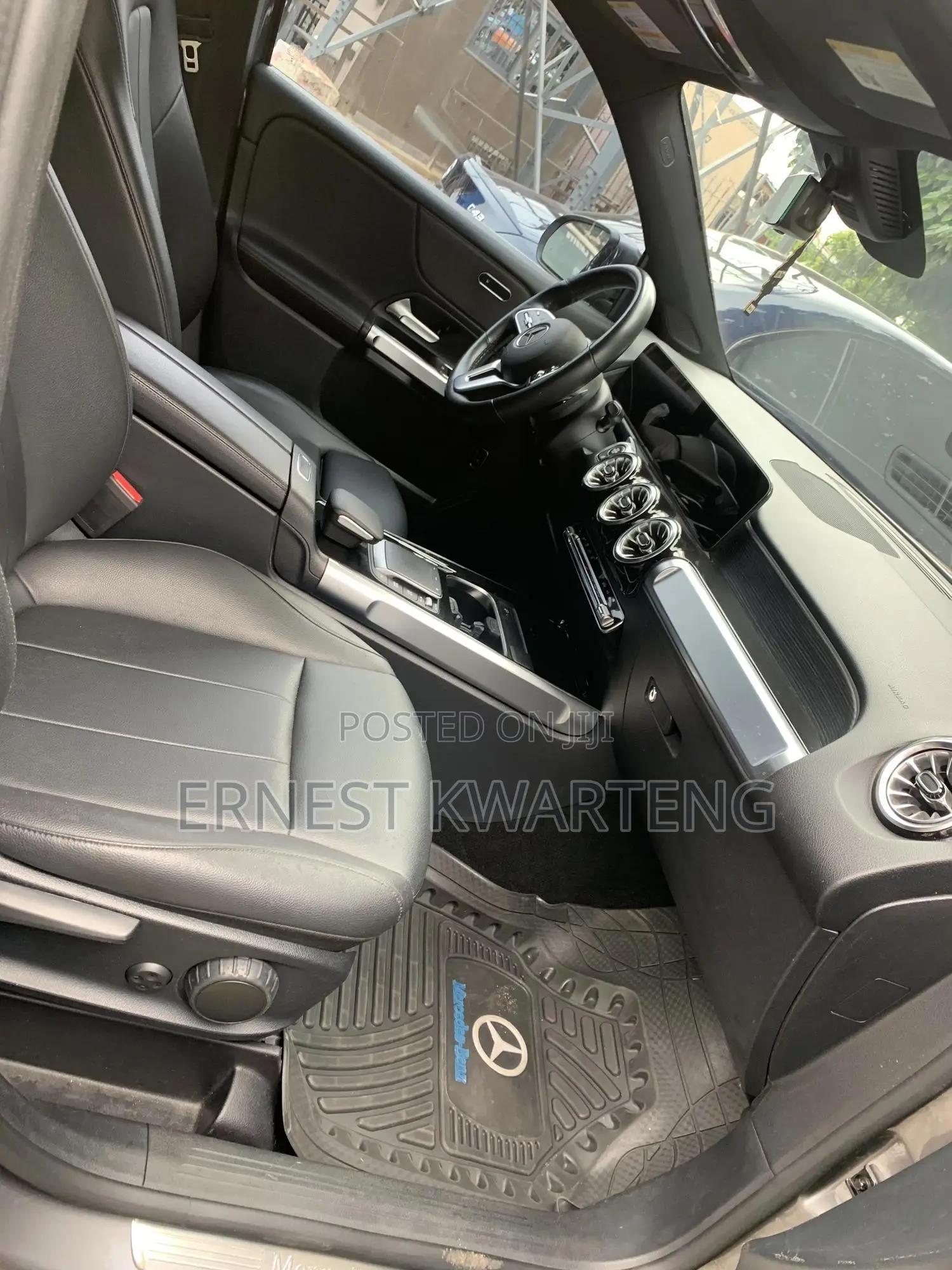 Mercedes-Benz GLB-Class 2022 Gray