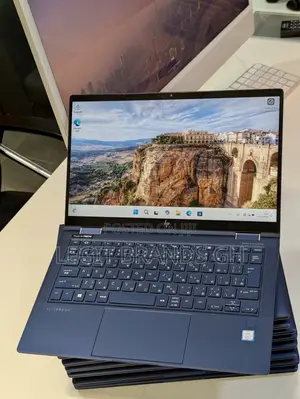 Laptop HP Dragonfly G1 16GB Intel Core i5 SSD 256GB