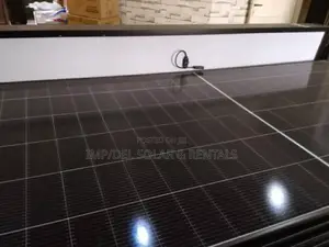 560w Half-Cut Mono Solar Panel