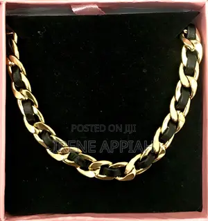 Bold Ladies Necklaces
