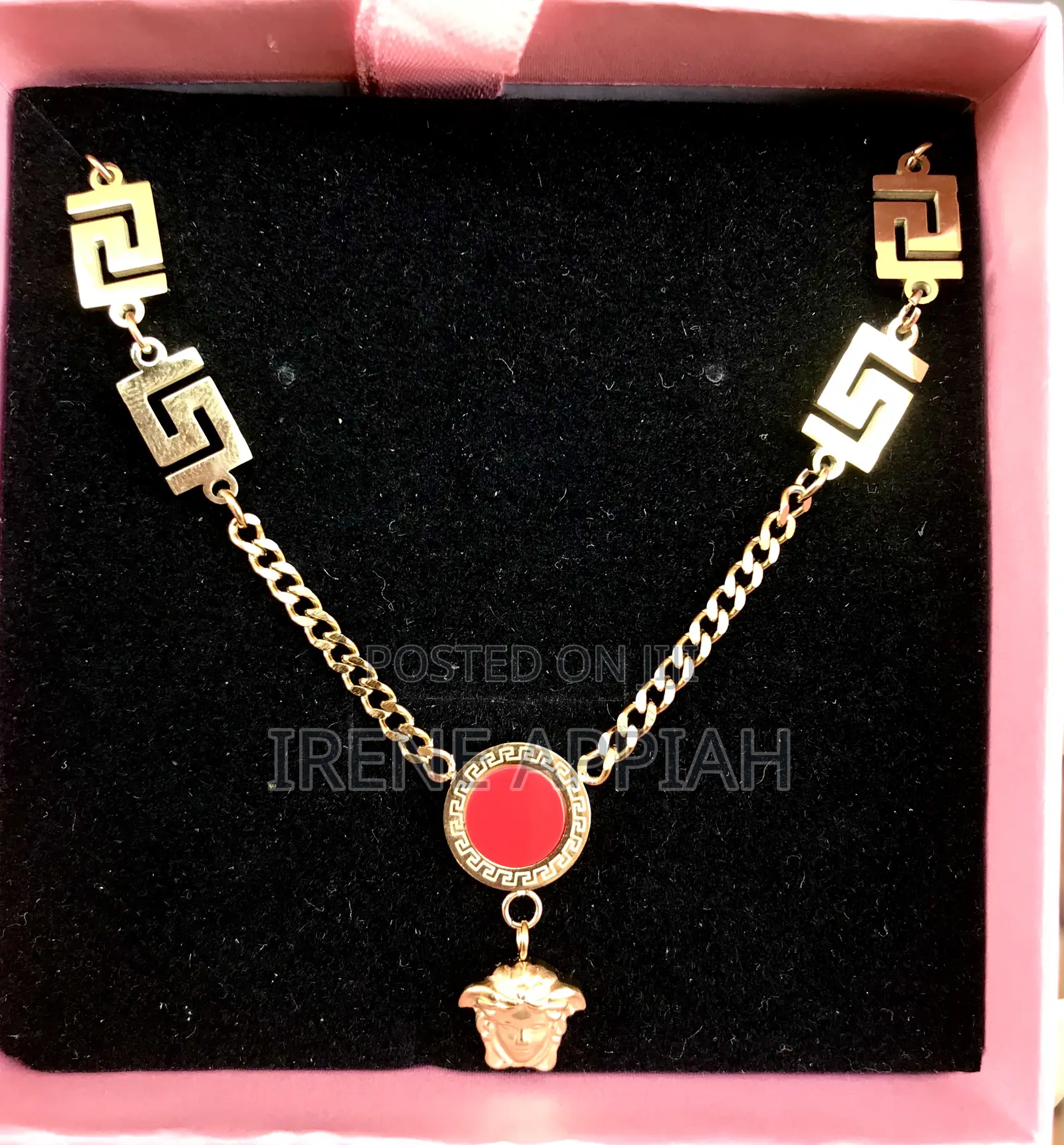 Bold Ladies Necklaces