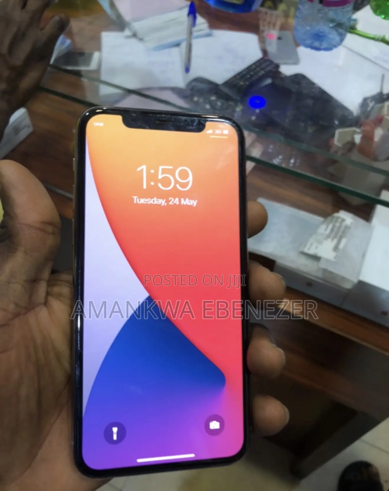 New Apple iPhone 11 Pro Max 256 GB Gold
